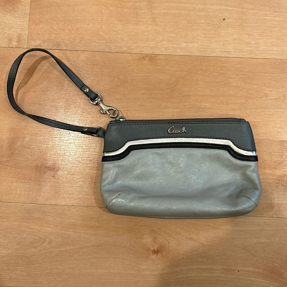 Coach clutch gray leather wristlet